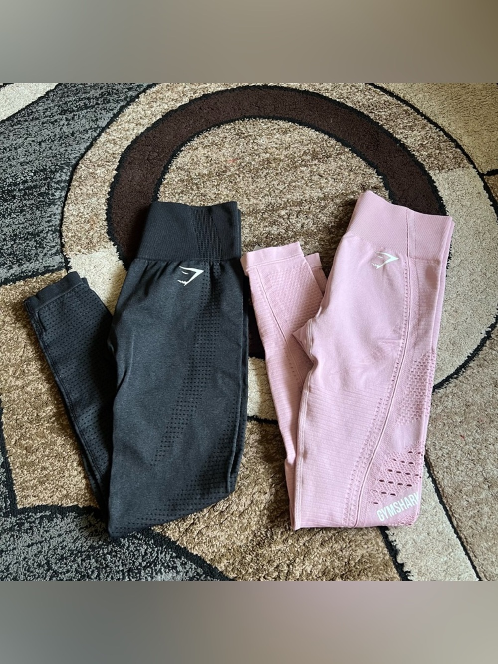 Women’s Gymshark seamless leggings Size Small Lot of 2